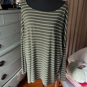 Chic Soul Tunic Top